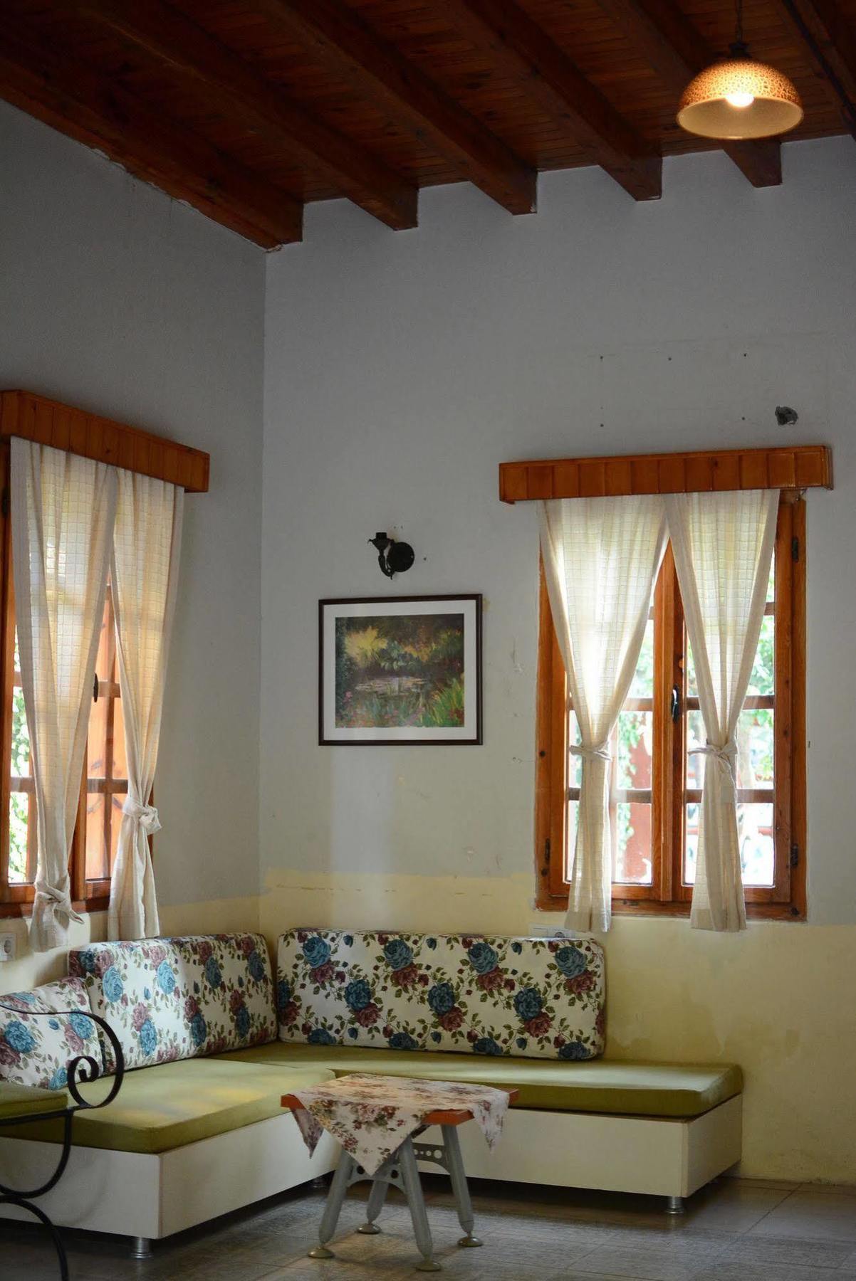 Otel Wood House Antalya Extérieur photo